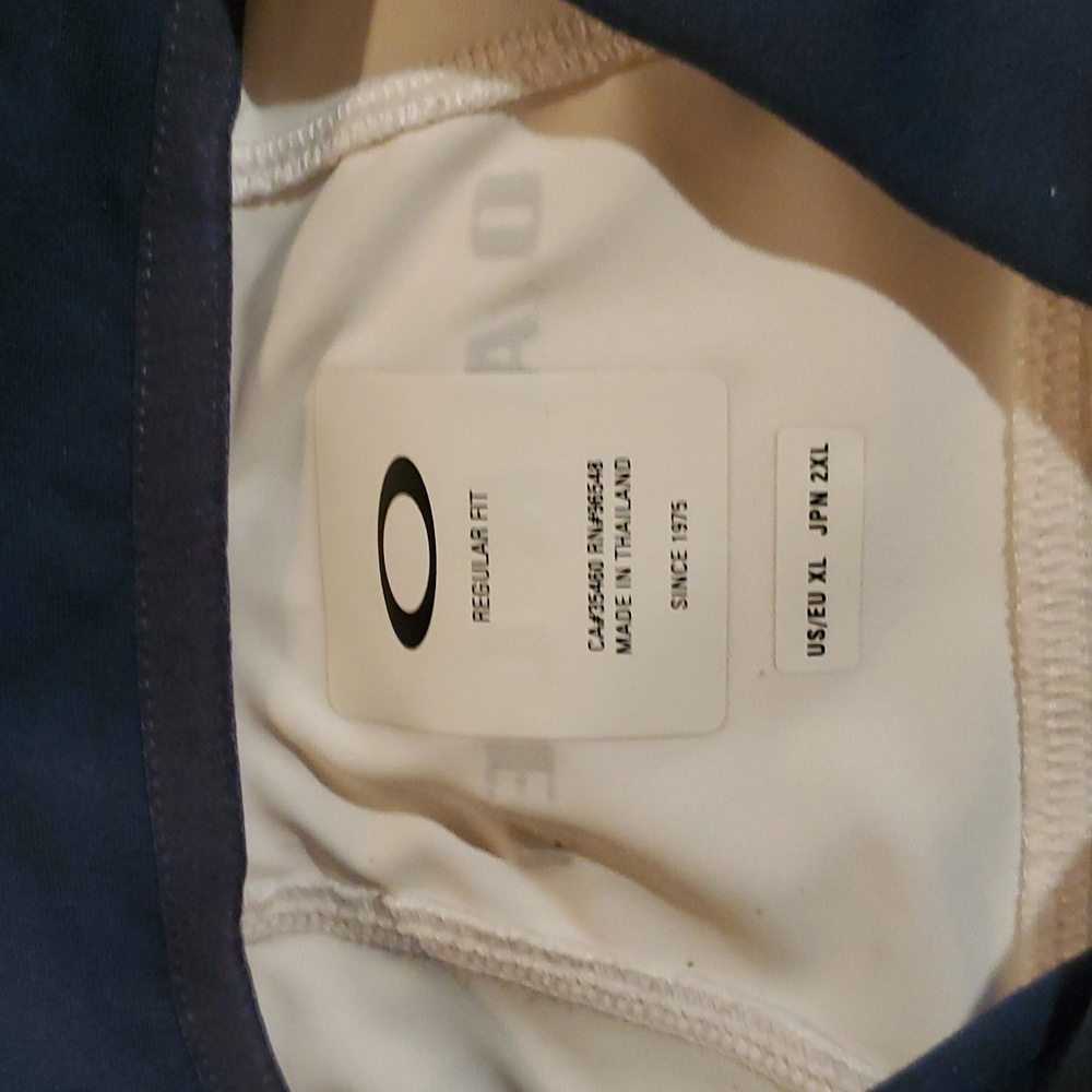 Oakley golf shirt